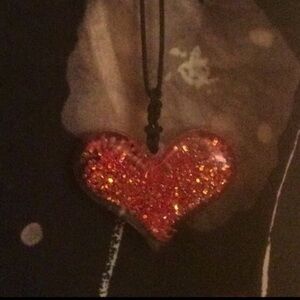 🖤 #HeartPendant 20” long black knotted #HeartNecklace #handmade #valentines